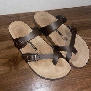 Brown Leather Sandals with Buckle Straps